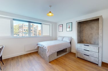 Lemyngton Street, City Centre, Loughborough - Image 2