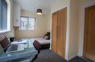 Cotswold Close, City Centre, Loughborough - Image 2