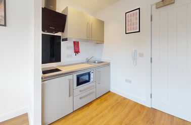 Lemyngton Street, City Centre, Loughborough - Image 2