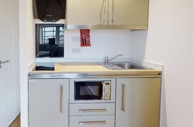 Lemyngton Street, City Centre, Loughborough - Image 3