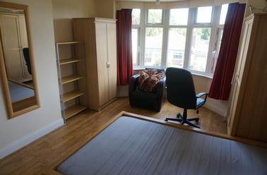 Benscliffe Drive, City Centre, Loughborough - Image 2