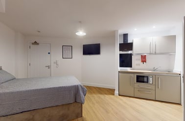 Lemyngton Street, City Centre, Loughborough - Image 2