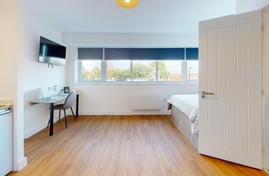 Lemyngton Street, City Centre, Loughborough - Image 3