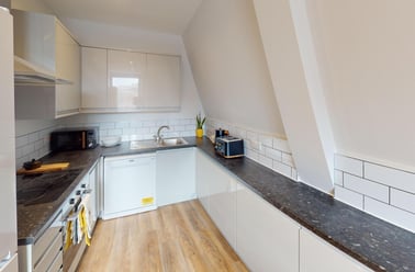 Fitzhardinge House, City Centre, Bristol - Image 2