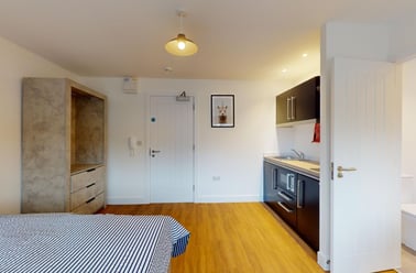 Lemyngton Street, City Centre, Loughborough - Image 2