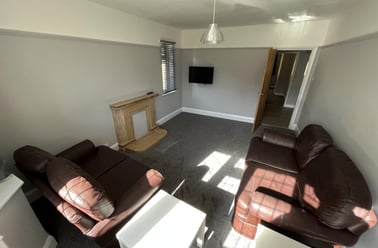 Westfield Drive, City Centre, Loughborough - Image 3