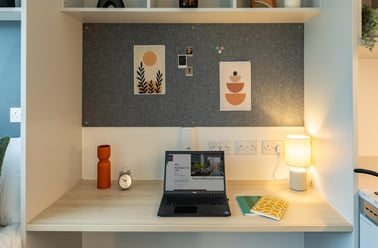 Gold Plus Studio With Balcony, Paddington Citi View, 15-25 Talbot Square, Paddington, London - Image 3