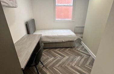 Bridlesmith Gate, Lace Market, Nottingham - Image 2