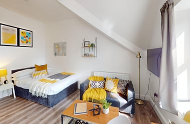 Edge Lane, Fairfield, Liverpool - Image 2