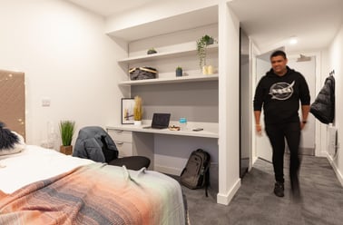 true Apartment 6-bedrooms, true Swansea, Morfa Road, City Centre, Swansea - Image 2