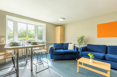 Classic 2 Bed Flat, Calthorpe Court, Pershore Road, Edgbaston, Birmingham - Image 3