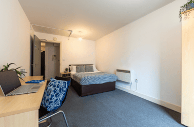 Gold Non Ensuite Top Floor, The Grafton, 60 Grafton Street, Ardwick, Manchester - Image 2