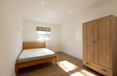 Park Road, City Centre, Loughborough - Image 2