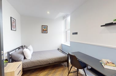 Thurloe Street, Victoria Park, Manchester - Image 3