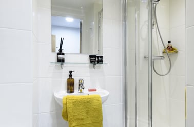 Gold Ensuite, The Elements, Bramall Lane, City Centre, Sheffield - Image 2