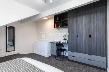 Whingate Grove, Armley, Leeds - Image 2