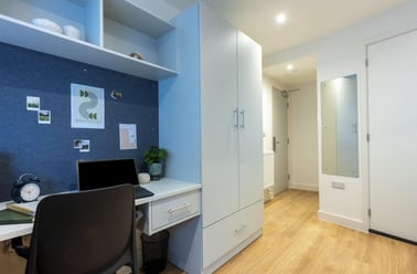 Premium Studio, Sheares Hall, 2 St James Boulevard, City Centre, Newcastle - Image 3