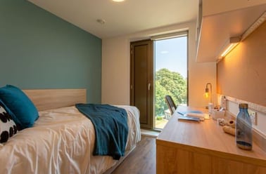 Standard Ensuite, Bankside Student Living, Walnut Tree Close, City Centre, Guildford - Image 2