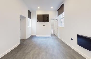 Bridlesmith Gate, City Centre, Nottingham - Image 3