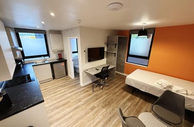 Fitzhardinge House, City Centre, Bristol - Image 2