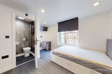 Bridlesmith Gate, Lace Market, Nottingham - Image 3