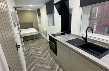 Bridlesmith Gate, Lace Market, Nottingham - Image 3