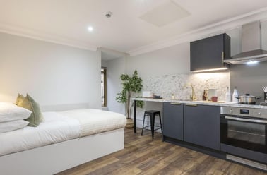 Deluxe Studio Plus, 26 Great George Street, City Centre, Leeds - Image 2