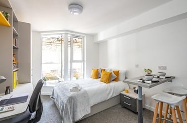 Premium Studio Plus, Foundry Studios, 5 Cables Street, City Centre, Lancaster - Image 3