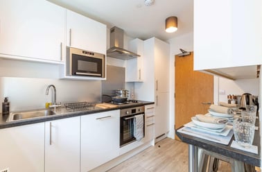 Room in a 3 Bed Apartment, Hollingbury House, 54 Hollingdean Road, City Centre, Brighton - Image 3