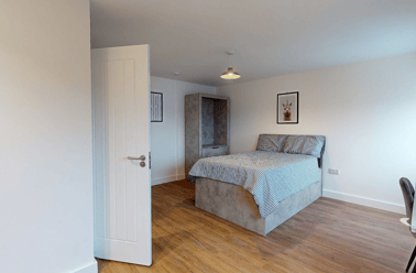 Lemyngton Street, City Centre, Loughborough - Image 2