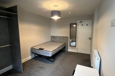 Whiteladies Road, Redland, Bristol - Image 3