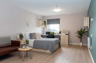 Gold En Suite, North Court, 1-82 North Road, Cathays, Cardiff - Image 3