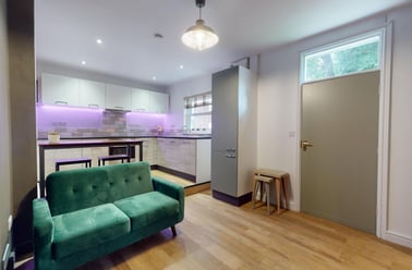 Park Street, City Centre, Loughborough - Image 2