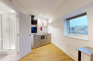 Lemyngton Street, City Centre, Loughborough - Image 2
