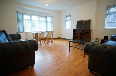 Forest Road, City Centre, Loughborough - Image 2