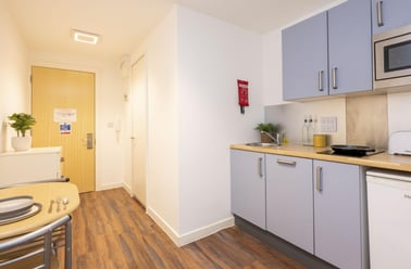 Deluxe Studio, Hollingbury House, 54 Hollingdean Road, City Centre, Brighton - Image 3