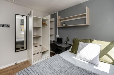 Classic 1 Bed Apartment, Emily Davies, Western Esplanade, Portswood, Southampton - Image 2