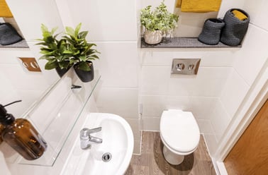 Silver Ensuite, The Elements, Bramall Lane, City Centre, Sheffield - Image 3