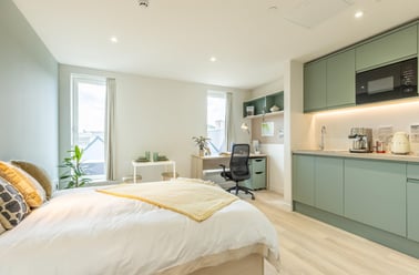 Classic Studio Plus, Parklands, 63 Brown Street, West End, Dundee - Image 2