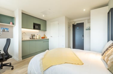 Classic Studio Plus, Parklands, 63 Brown Street, West End, Dundee - Image 3