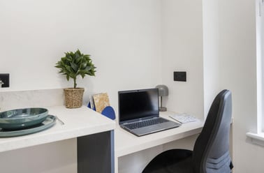 Classic Plus Studio, Discovery Studios, Greenmarket, West End, Dundee - Image 3