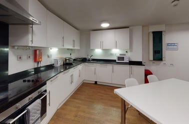 Pipe Lane, City Centre, Bristol - Image 2