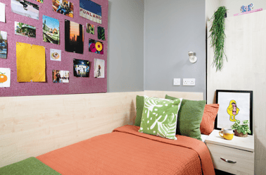 Classic Ensuite, Newarke Point, Newarke Point, 8 Newarke Close, Leicester - Image 2