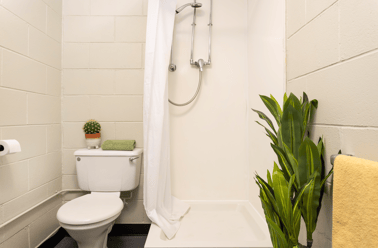 Classic Ensuite, Spring Garden, 60 Spring Garden, Chadsworth, Aberdeen - Image 3