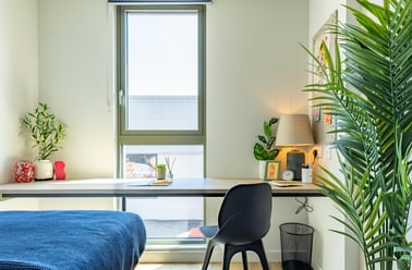 Platinum Ensuite, Centre Court, Alfreton Road, Lenton, Nottingham - Image 2