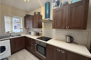 Cranbrook Avenue, Beverley Road, Hull - Image 2