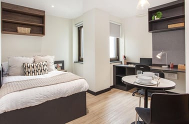 Luxury Studio - Sea View, Crown House, Regents Hill, Seven Dials, Brighton - Image 2