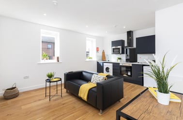 Royal Park Road, Hyde Park, Leeds - Image 2