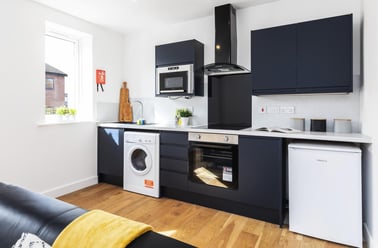 Royal Park Road, Hyde Park, Leeds - Image 3