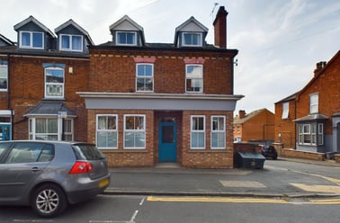 West Parade, West End, Lincoln - Image 2